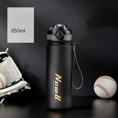 Large capacity sports portable water bottle Woodneed